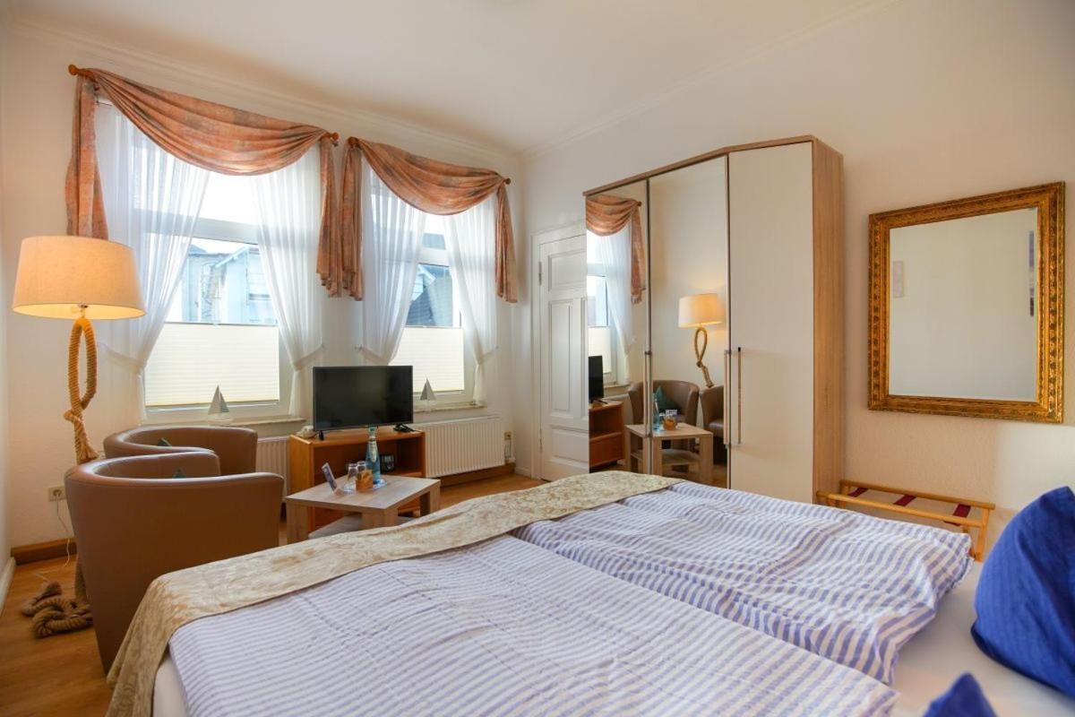 Hotel Windrose Боркум Номер фото